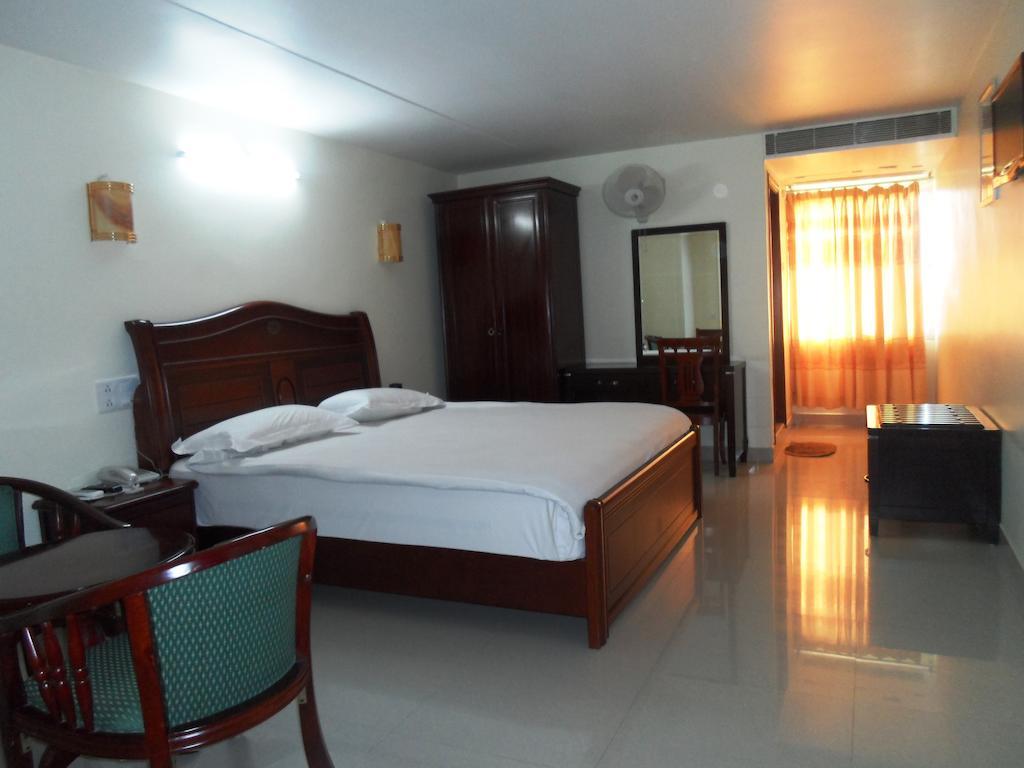 Psr Hotel Тирупати Екстериор снимка